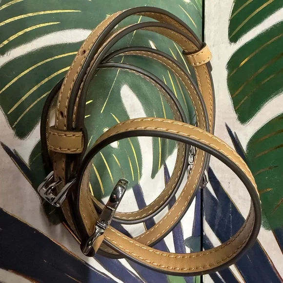 NWT Michael Kors Hamilton Leather Satchel in Peanut - Picture 6 of 9